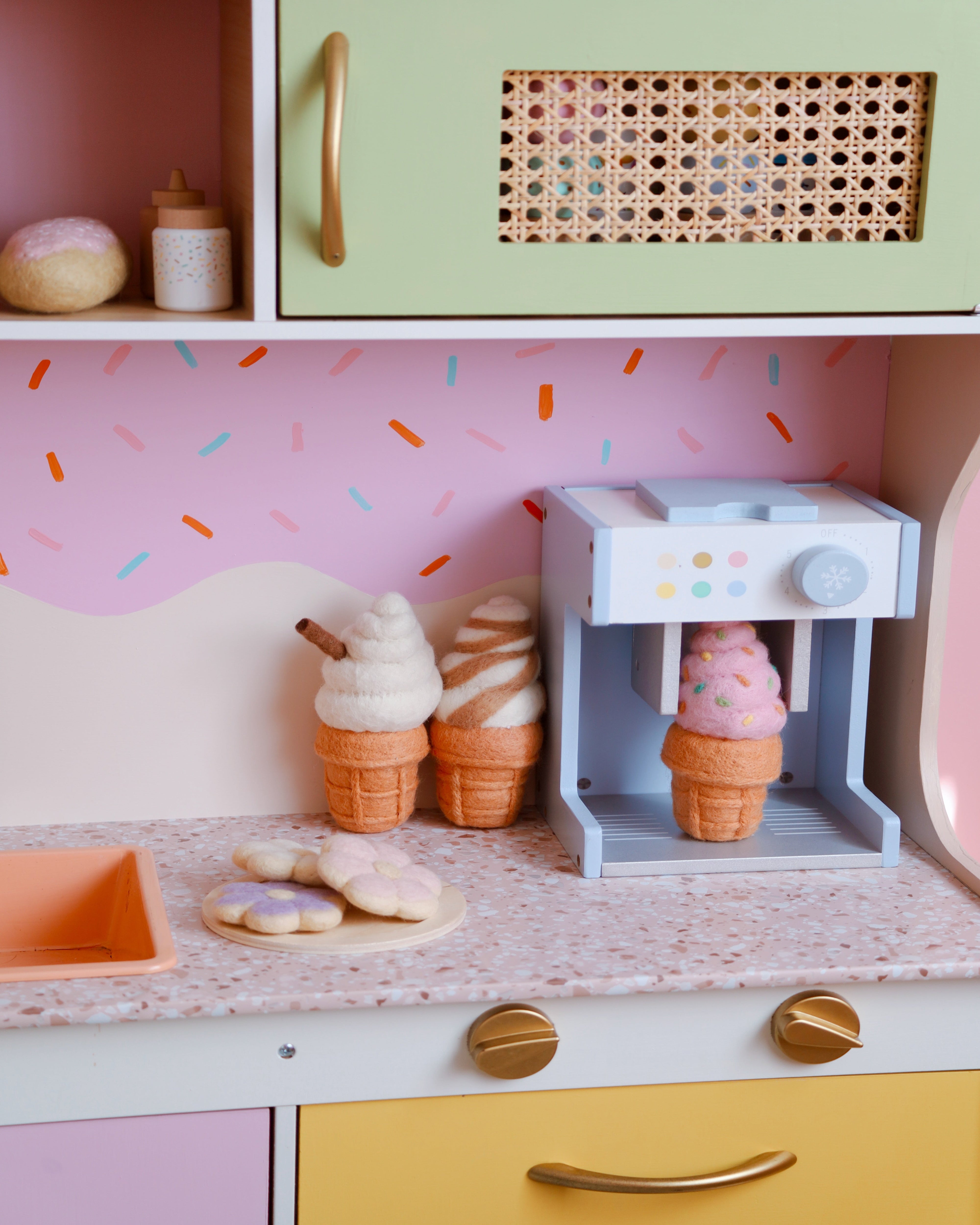 toys-for-3-year-old-boys-play-doh-ice-cream-truck